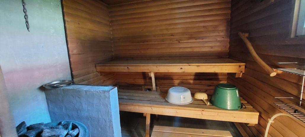 Pulla Karvisen Maatilamatkailussa Ruokola Bagian luar foto
